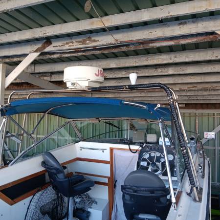 Sea Ray, dovoz USA — foto 8 z 12
