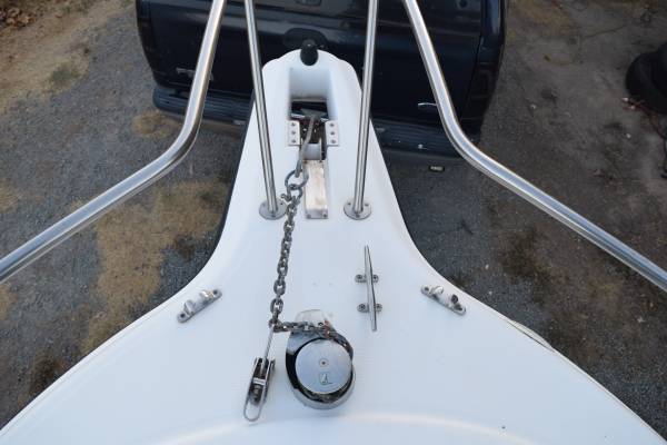 Bayliner, dovoz USA — foto 8 z 12