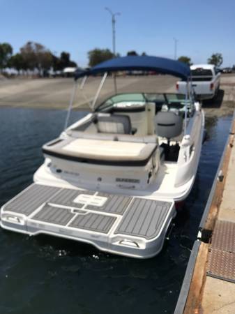 2016 Sea Ray, dovoz USA — foto 1