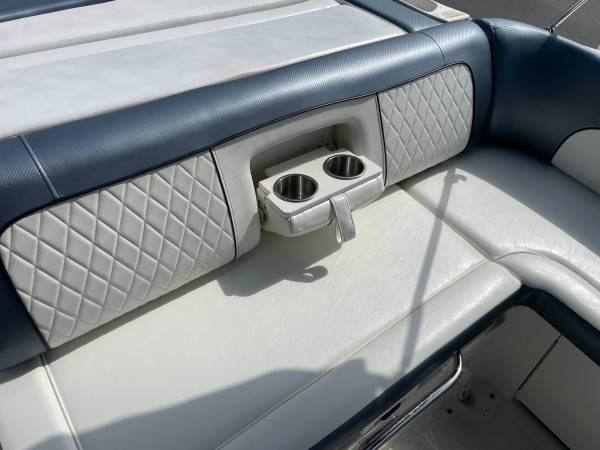 2016 Sea Ray, dovoz USA — foto 8 z 12