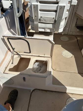 Grady-White, bílá, dovoz USA — foto 5 z 5