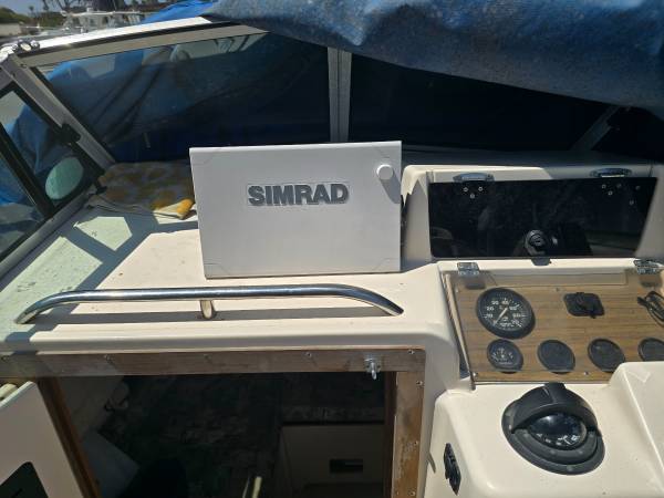 Grady-White, bílá, dovoz USA — foto 4 z 12