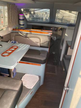 Sea Ray, dovoz USA — foto 6 z 12