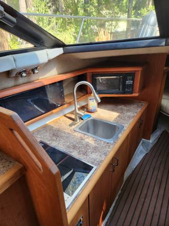 Bayliner, dovoz USA — foto 3 z 12
