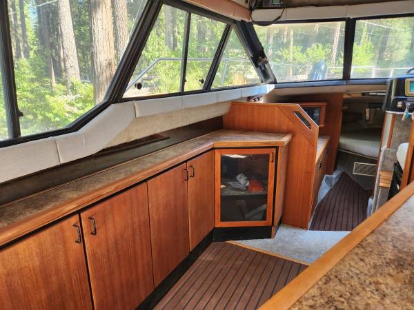 Bayliner, dovoz USA — foto 4 z 12