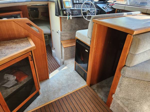 Bayliner, dovoz USA — foto 8 z 12