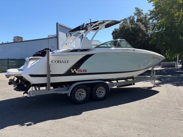 2014 Cobalt, dovoz USA — foto 2 z 12