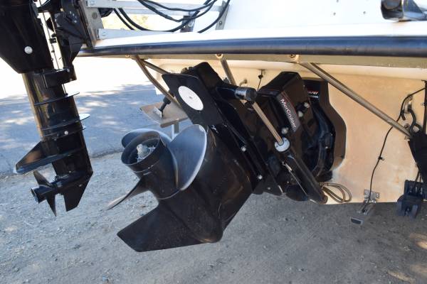 Bayliner, dovoz USA — foto 8 z 12