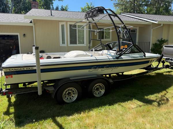 1998 MasterCraft, černá, dovoz USA — foto 1