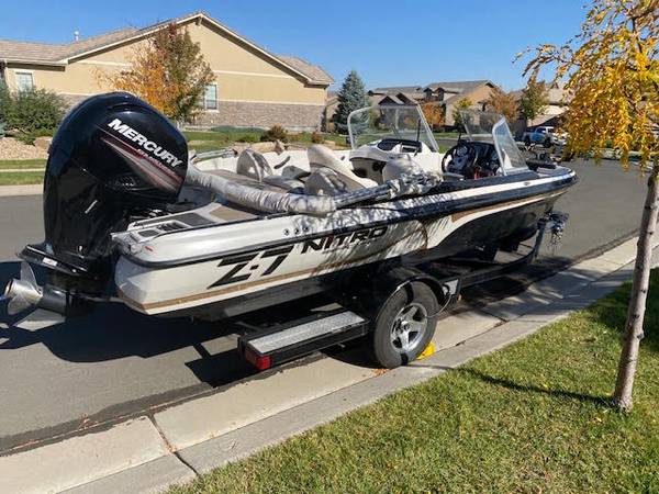 2015 Nitro, dovoz USA — foto 1