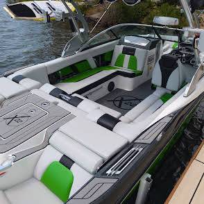 2020 MasterCraft, dovoz USA — foto 1