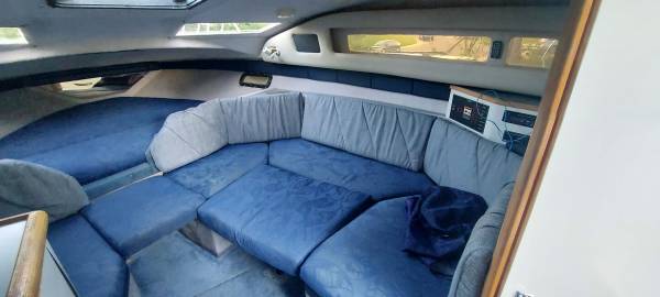 Bayliner, dovoz USA — foto 7 z 12