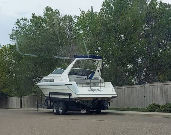 Bayliner, dovoz USA — foto 8 z 12