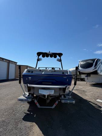 2022 Axis, dovoz USA — foto 3 z 6