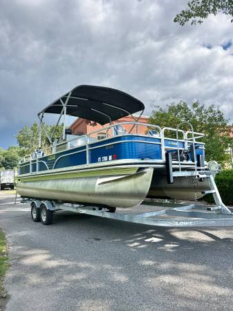 2018 Lowe, dovoz USA — foto 3 z 12