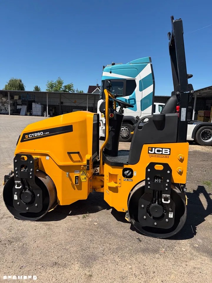 2025 JCB CT, 30 mth, dovoz Skladem v EU — foto 2 z 12