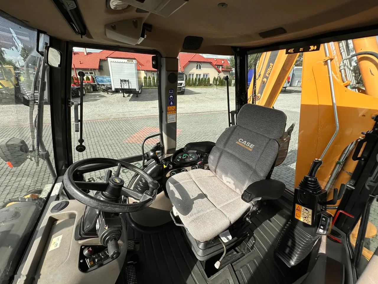 2008 Case 695, 8 700 mth, dovoz Skladem v EU — foto 14 z 18