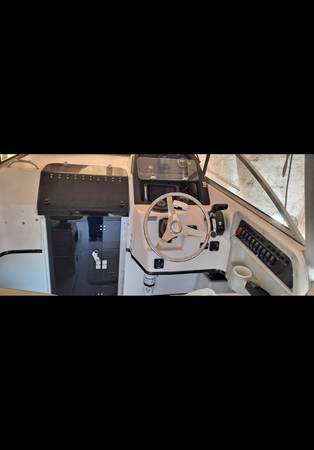 Grady-White, bílá, dovoz USA — foto 8 z 12