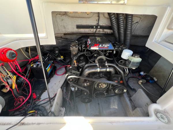 2001 Chaparral, dovoz USA — foto 12 z 12