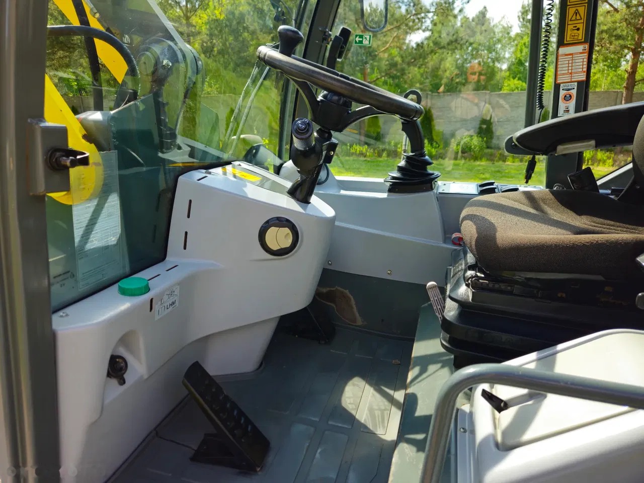 2011 Kramer 750, 5 000 mth, dovoz Skladem v EU — foto 11 z 24