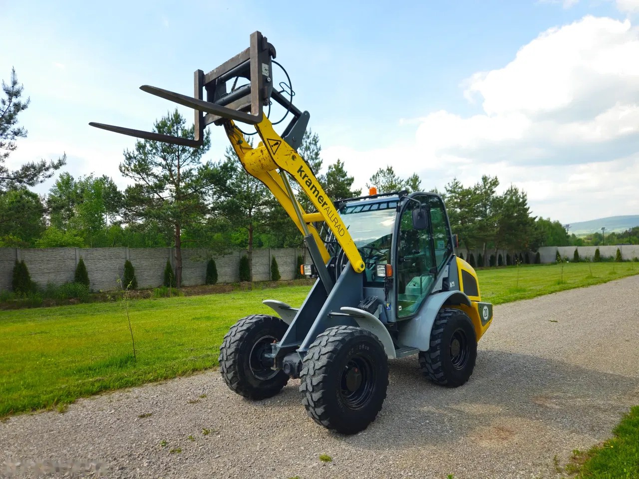 2011 Kramer 750, 5 000 mth, dovoz Skladem v EU — foto 2 z 24