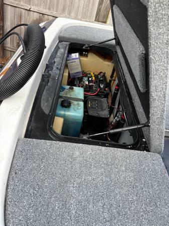 2008 Skeeter, dovoz USA — foto 5 z 10