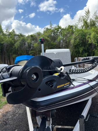 2008 Skeeter, dovoz USA — foto 9 z 10