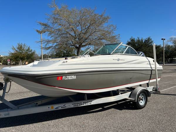 2015 Hurricane, dovoz USA — foto 2 z 12