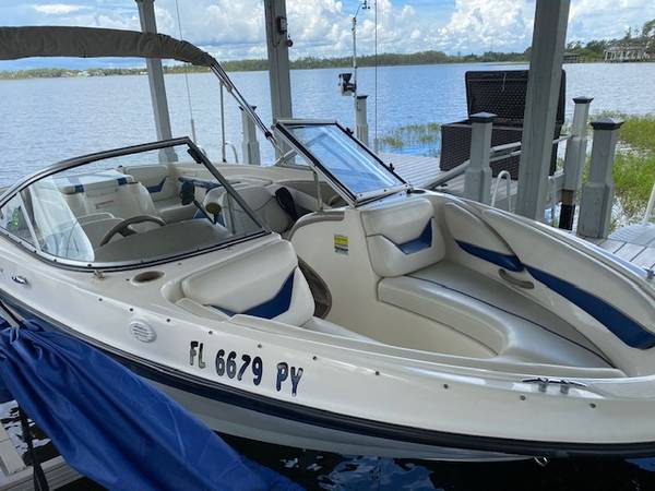 2004 Bayliner, dovoz USA — foto 1