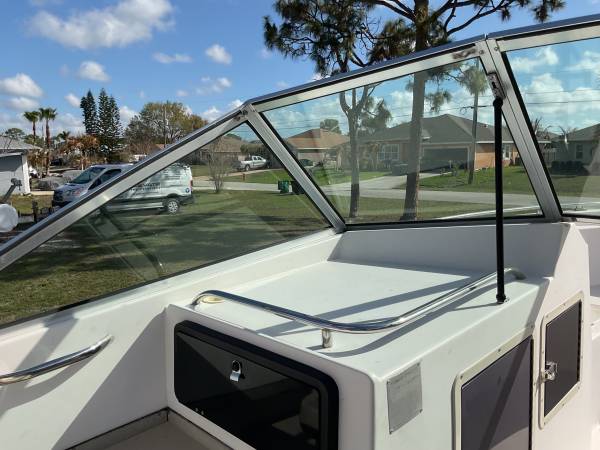 Grady-White, bílá, dovoz USA — foto 5 z 12