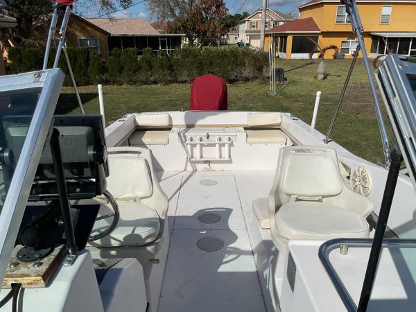 Grady-White, bílá, dovoz USA — foto 6 z 12