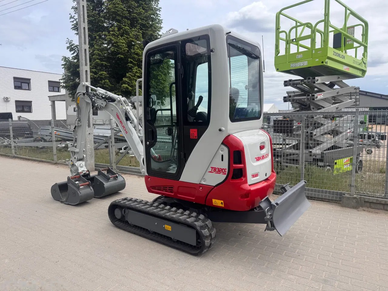 2026 Takeuchi TB320, dovoz Skladem v EU — foto 2 z 23