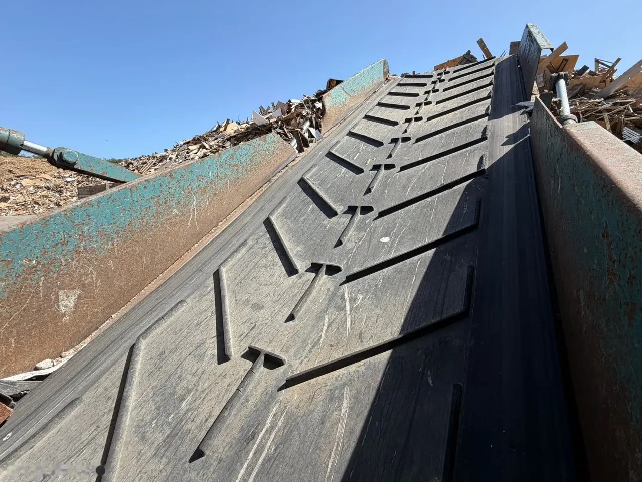 2004 Powerscreen Powershredder 1800, 2 500 mth, dovoz Skladem v EU — foto 10 z 16