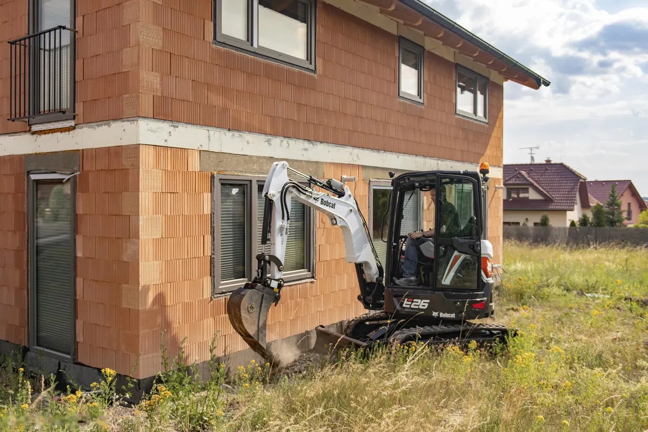 2026 Bobcat E26, dovoz Skladem v EU — foto 2 z 8