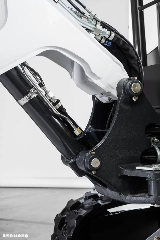 2026 Bobcat E26, dovoz Skladem v EU — foto 7 z 8