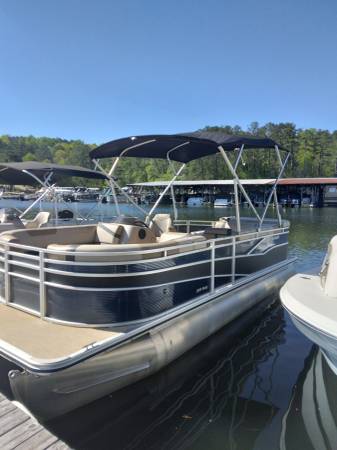 2018 Crestliner, dovoz USA — foto 2 z 7