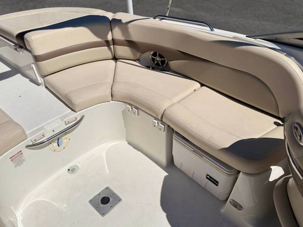 2007 Chaparral, dovoz USA — foto 12 z 12
