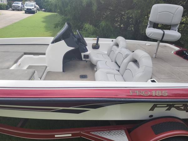 2001 ProCraft, dovoz USA — foto 3 z 4
