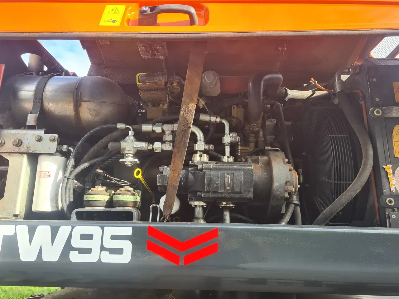 2017 Schaeff PW 95, 8 300 mth, dovoz Skladem v EU — foto 5 z 9
