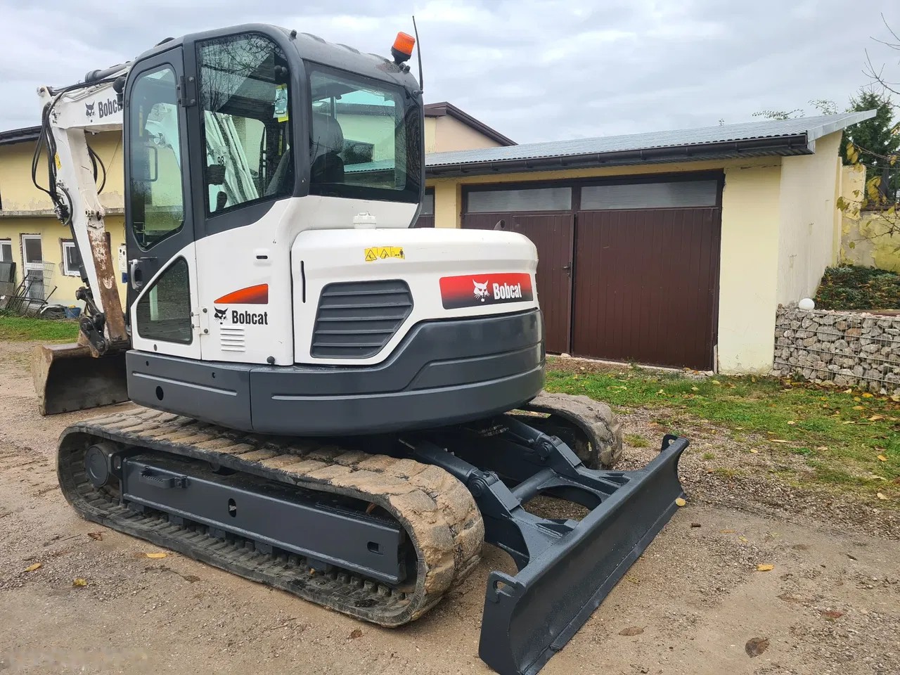 2016 Bobcat E 85, 4 800 mth, dovoz Skladem v EU — foto 2 z 11