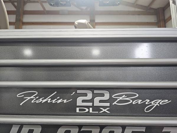 2023 Sun Tracker, dovoz USA — foto 3 z 12