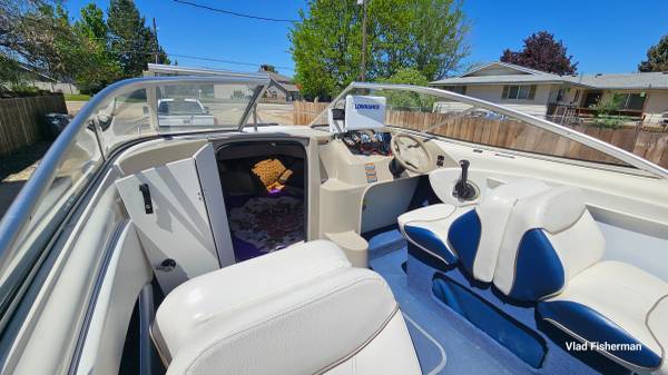 Bayliner, dovoz USA — foto 12 z 12