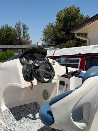 2002 Sea-Doo, dovoz USA — foto 3 z 6