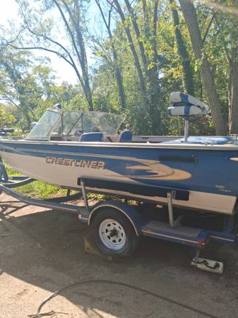 Crestliner, dovoz USA — foto 1