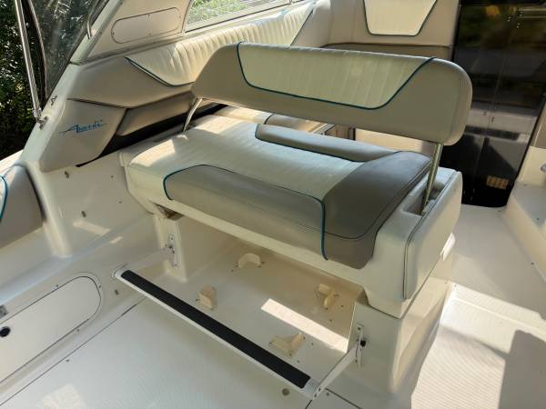 Bayliner, dovoz USA — foto 12 z 12