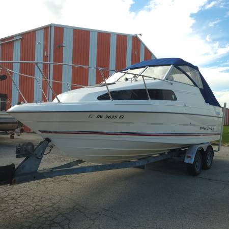 Bayliner, dovoz USA — foto 5 z 9