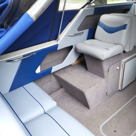 Bayliner, dovoz USA — foto 7 z 9