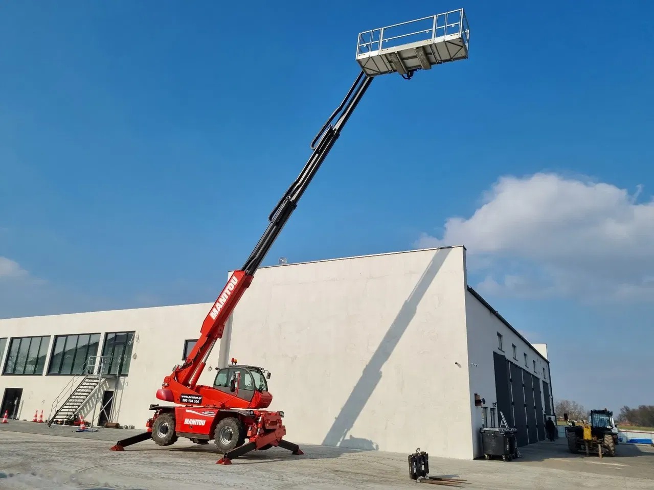 2015 Manitou MRT, 4 426 mth, dovoz Skladem v EU — foto 1