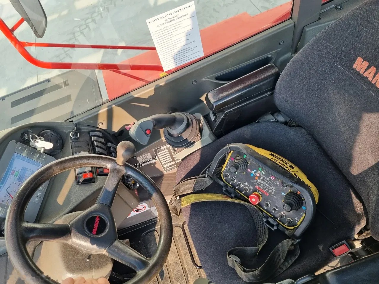 2015 Manitou MRT, 4 426 mth, dovoz Skladem v EU — foto 10 z 16
