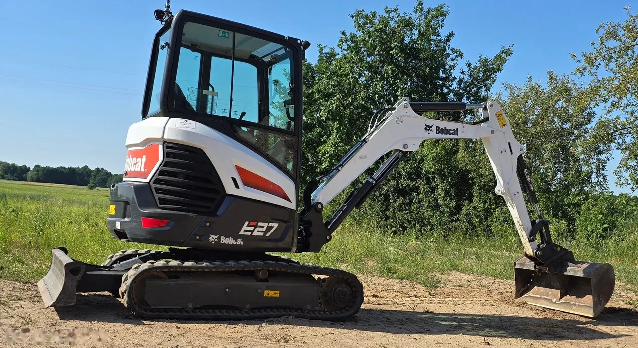 2022 Bobcat E27, 940 mth, dovoz Skladem v EU — foto 2 z 22